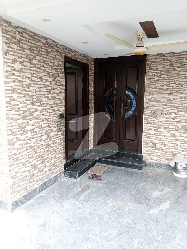 10 Marla Double Story House For Sale An Ideal Location Paragon In Woods Block Lahore