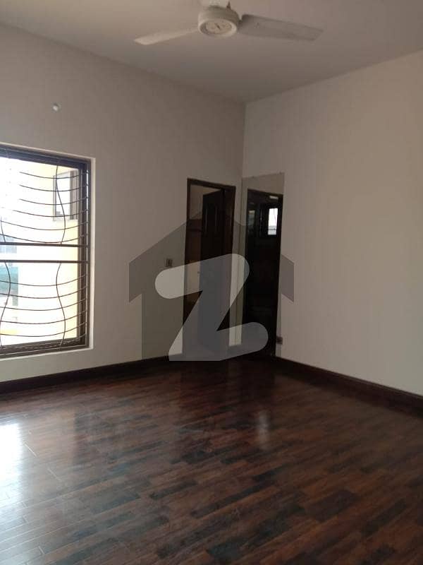 Prime Location 10 Marla Beautiful House For Sale In Dha Phase 5 Sector L