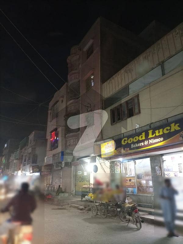 عزیز آباد گلبرگ ٹاؤن کراچی میں 2 کمروں کا 2 مرلہ بالائی پورشن 33.5 لاکھ میں برائے فروخت۔