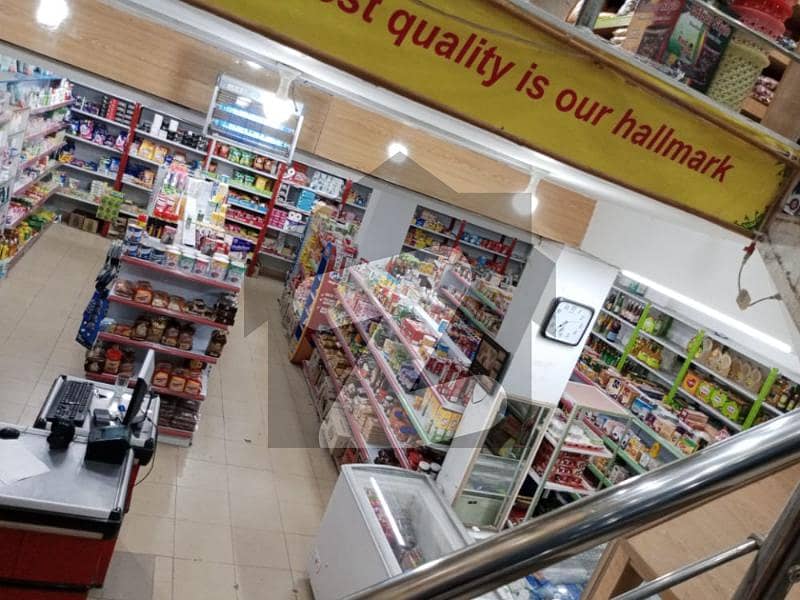 چکلالہ سکیم راولپنڈی میں 5 مرلہ دکان 1.5 لاکھ میں کرایہ پر دستیاب ہے۔