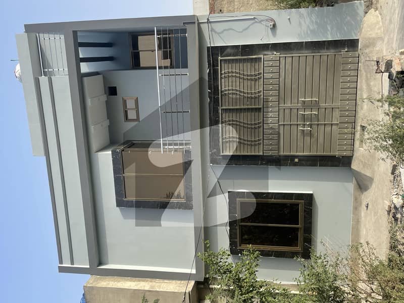 Specious House For Sale Near Girls College Kot Noora Road