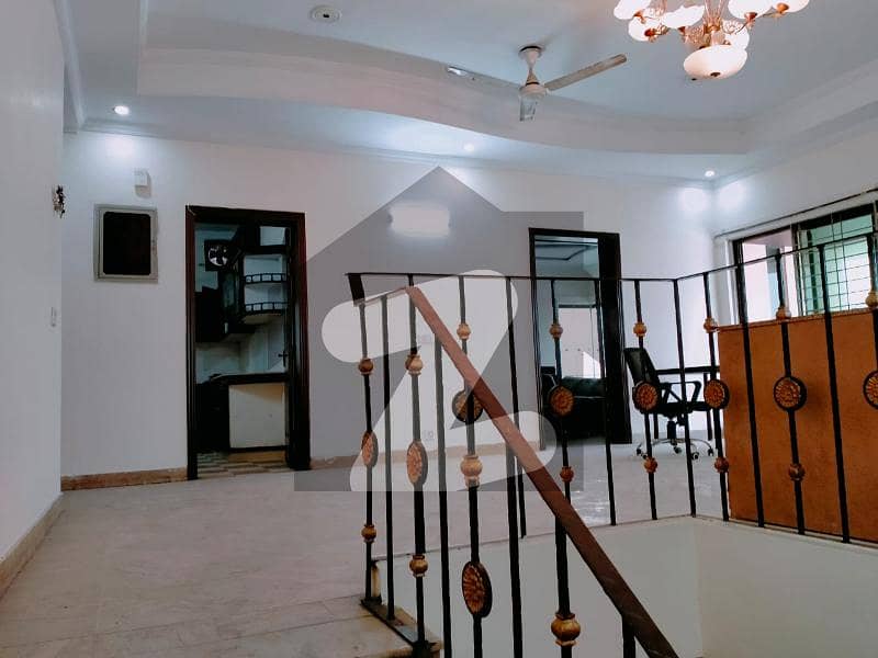1 KANAL UPER PORTION FOR RENT IN DHA PHASE 14