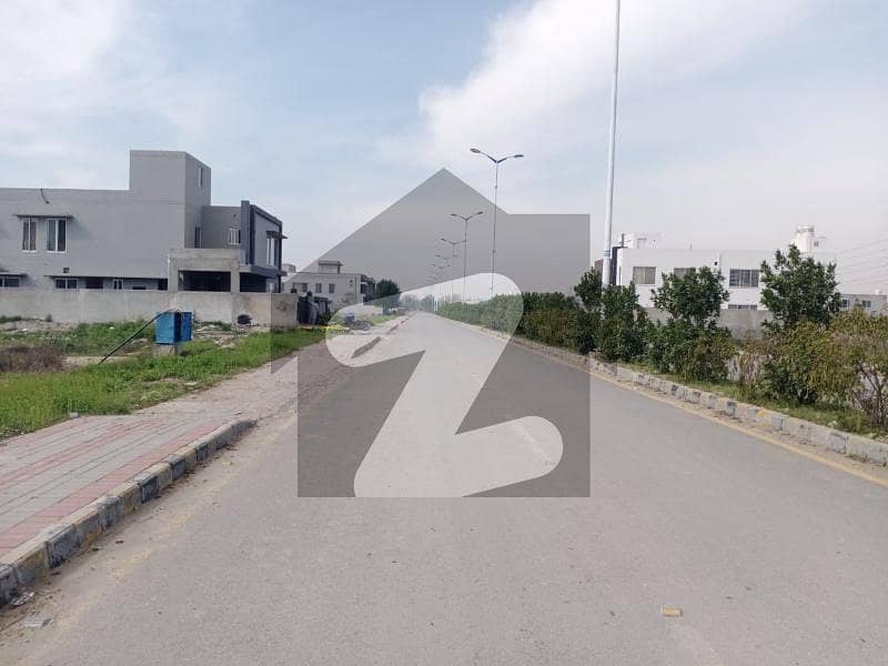Cheapest Price 9 Marla Corner Plot Available For Sale In Bankers Socity E Block On 60 Feet Road