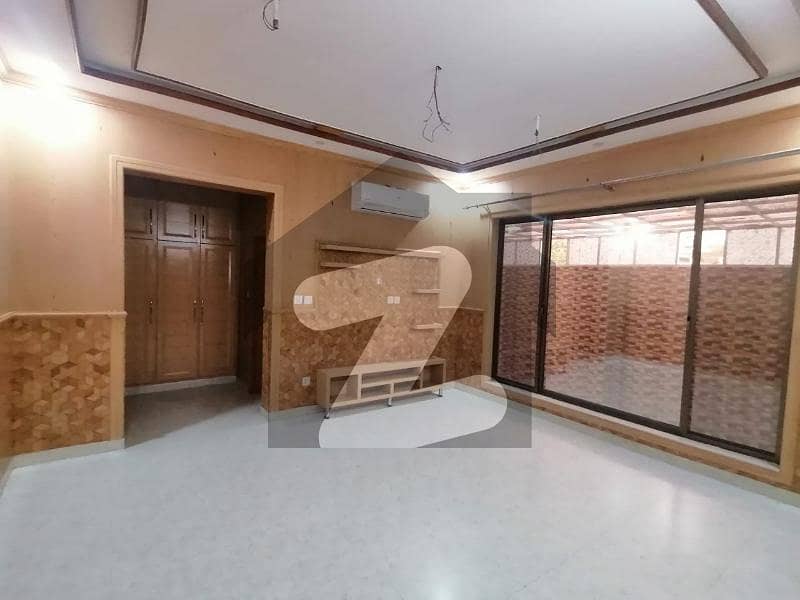 New Fresh One Kanal House For Sale In Hayatabad Phase 3 K 1