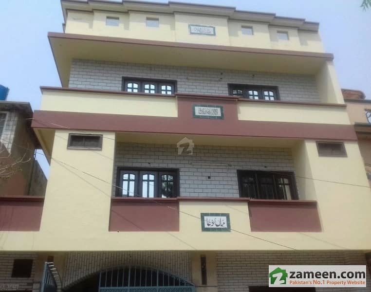 3 Storey House Available For Rent