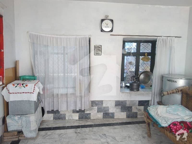 یاقوت پشاور میں 4 کمروں کا 2 مرلہ مکان 75 لاکھ میں برائے فروخت۔