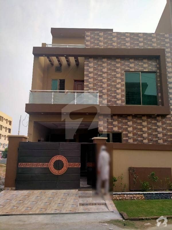 House Of 1125 Square Feet For Sale In Canal Garden - Block E