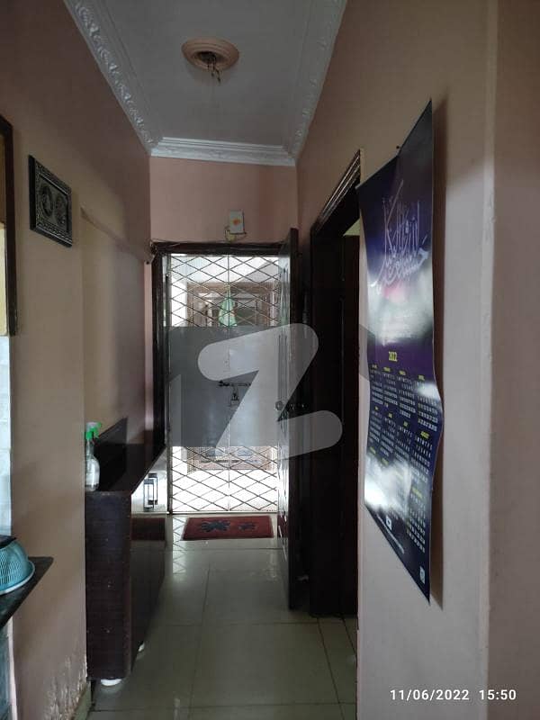 Ideal Flat For Sale In GulshanEIqbal Block 5 on 4th Floor Gulshane