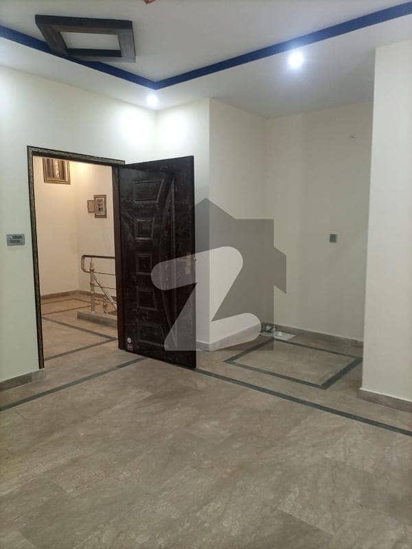 کینال بینک ہاؤسنگ سکیم لاہور میں 4 کمروں کا 3 مرلہ مکان 1.2 کروڑ میں برائے فروخت۔