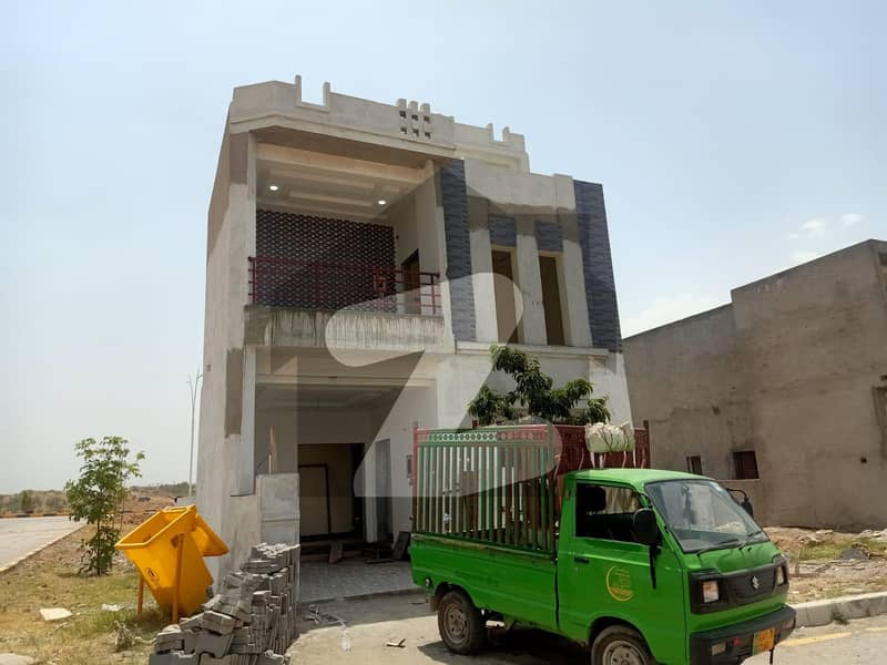 5 Marla House For sale In Beautiful Grand City Sector C