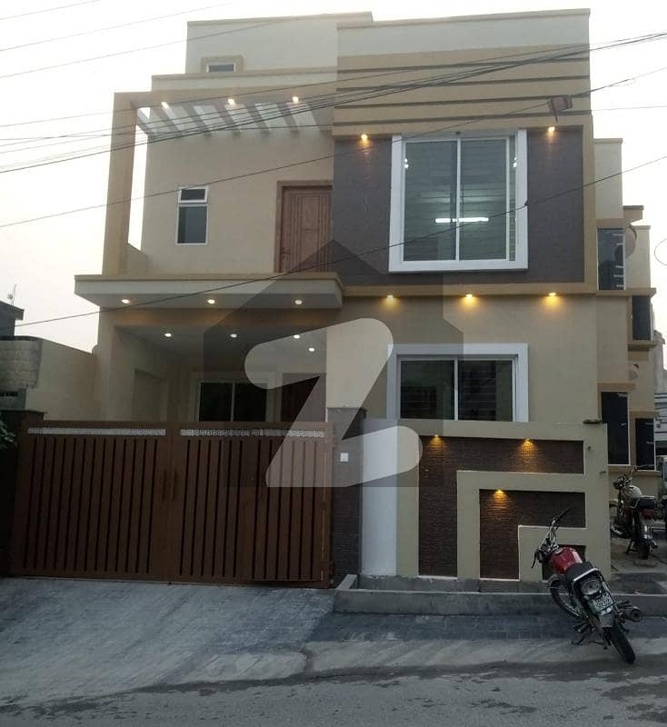 2250 Square Feet House In Central Pakistan Town - Phase 1 For Sale