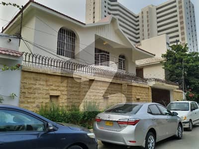 250 Yards Renovated Town House Is Available For Rent In Clifton Block 9