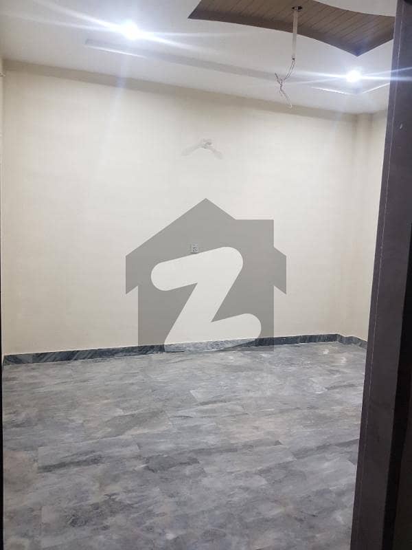 Flat Of 450 Square Feet Is Available In Contemporary Neighborhood Of Gulberg