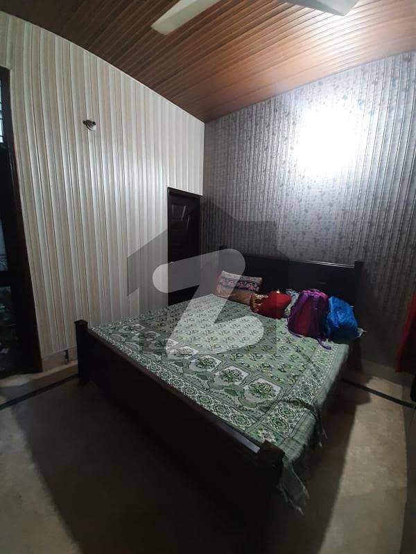 اعوان ٹاؤن لاہور میں 3 کمروں کا 5 مرلہ مکان 1.12 کروڑ میں برائے فروخت۔