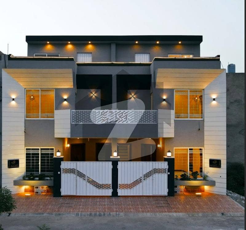 الاحمد گارڈن ہاوسنگ سکیم جی ٹی روڈ لاہور میں 3 کمروں کا 2 مرلہ مکان 55 لاکھ میں برائے فروخت۔
