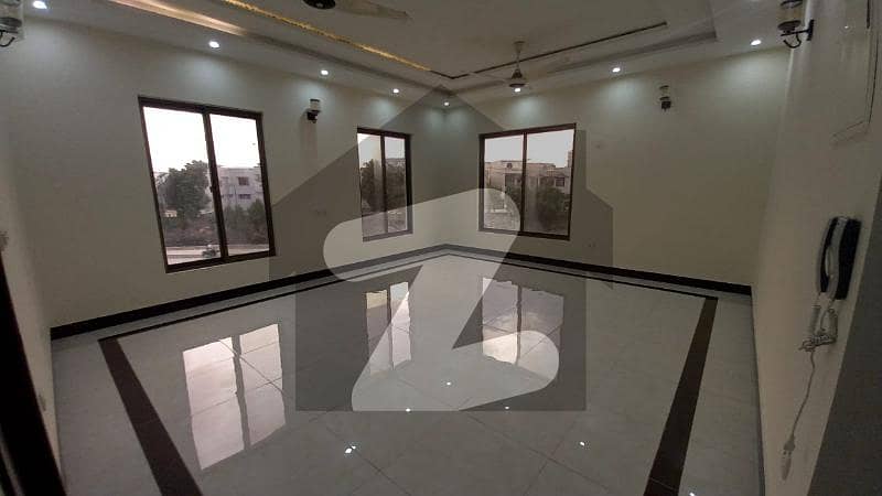 ڈی ایچ اے فیز 7 ایکسٹینشن ڈی ایچ اے ڈیفینس کراچی میں 6 کمروں کا 12 مرلہ مکان 7.3 کروڑ میں برائے فروخت۔