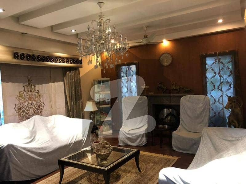 نیو مسلم ٹاؤن - بلاک سی نیو مسلم ٹاؤن لاہور میں 6 کمروں کا 3 کنال مکان 20 کروڑ میں برائے فروخت۔