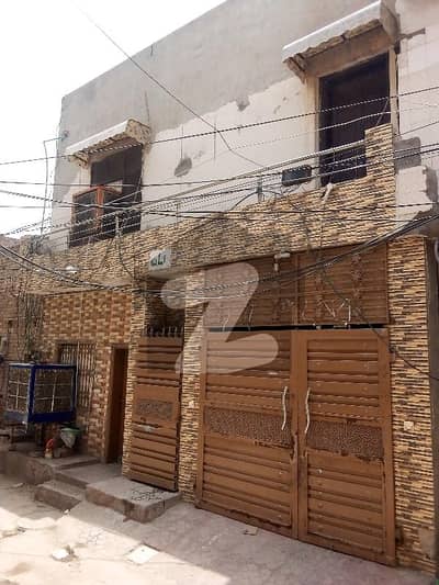 مدینہ ٹاؤن فیصل آباد میں 4 کمروں کا 4 مرلہ مکان 65 لاکھ میں برائے فروخت۔