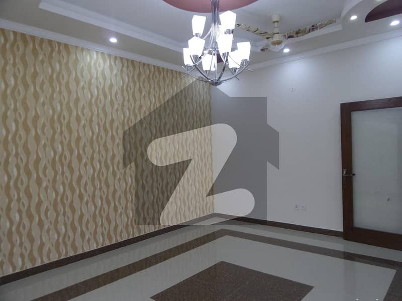 Ready To Buy A House 788 Square Feet In Lalazar 2