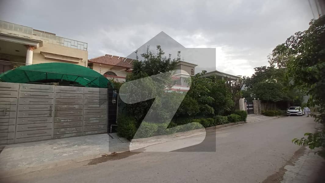 This Is Your Chance To Buy House In Hayatabad Phase 1 Peshawar