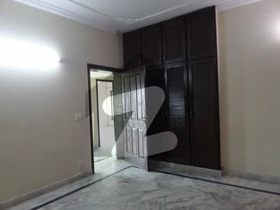 Chaudhary Jan Colony Lower Portion Sized 1575 Square Feet For Rent