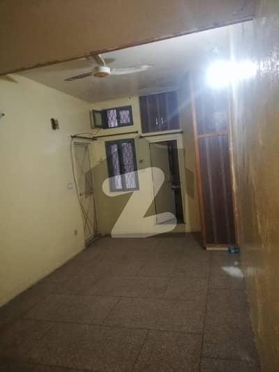 Independent Upper Portion 1 Bedroom With Attached Bath And Separate Electricity Meter Available At Empress Road Lahore