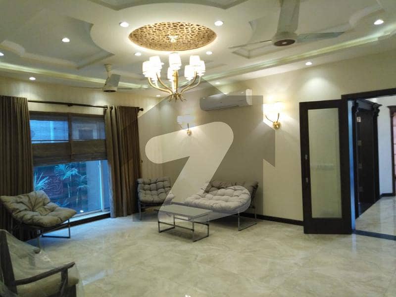 1 KANAL Beautiful Modern House For RENT in DHA Phase 6