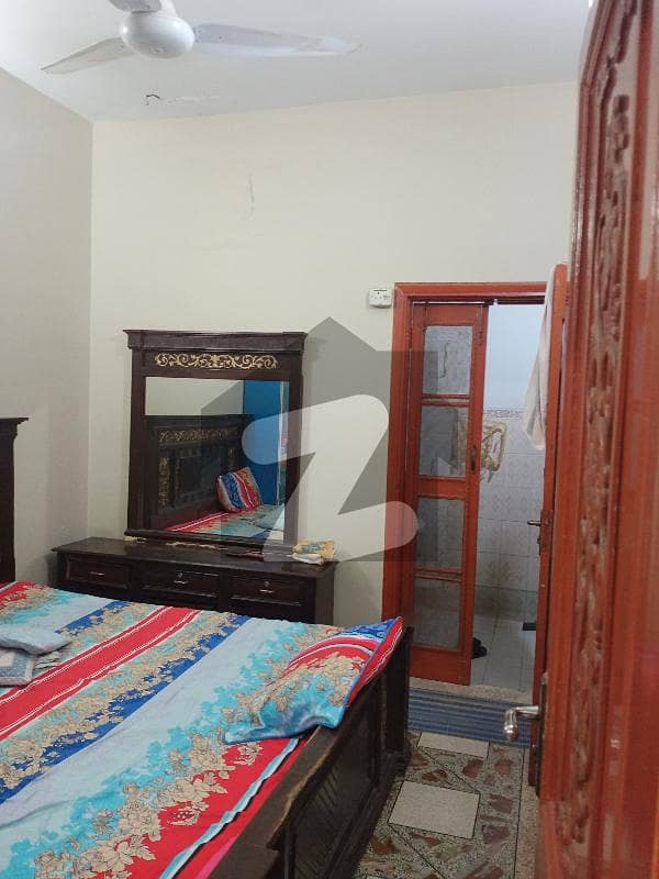 میٹروول کالونی - بلاک 2/3 میٹروول کالونی کراچی میں 7 کمروں کا 4 مرلہ مکان 1.55 کروڑ میں برائے فروخت۔