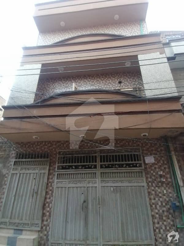 Size 25x35 Triple Storey House For Sale Ideal Location