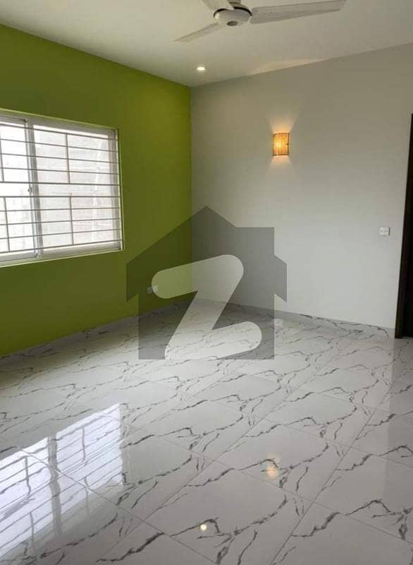 Brand New 3bedrooms Portion 1st Floor Dha Phase8 Rent