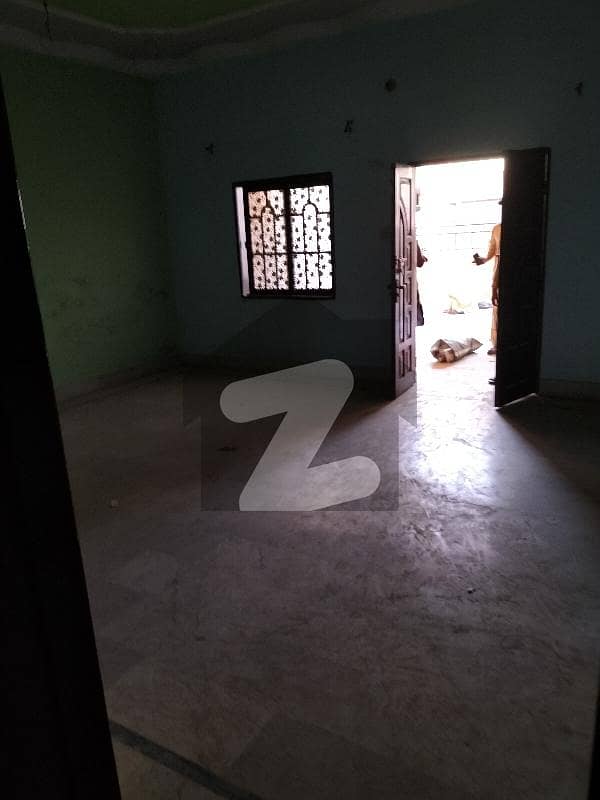 1350 Square Feet Upper Portion For Rent In The Perfect Location Of New Memon City