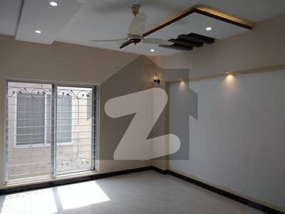 Centrally Located Upper Portion Available In Khuda Buksh Colony For rent