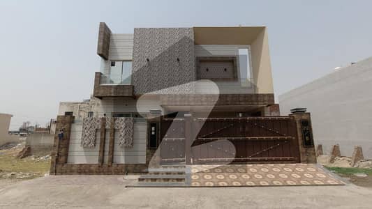 10 Marla House Is Available For Sale In Bankers Coperative Housing Society Block B Lahore