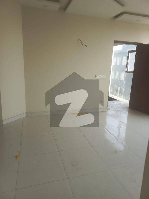 Ideal 2 Bed Appartment In Suigas Society