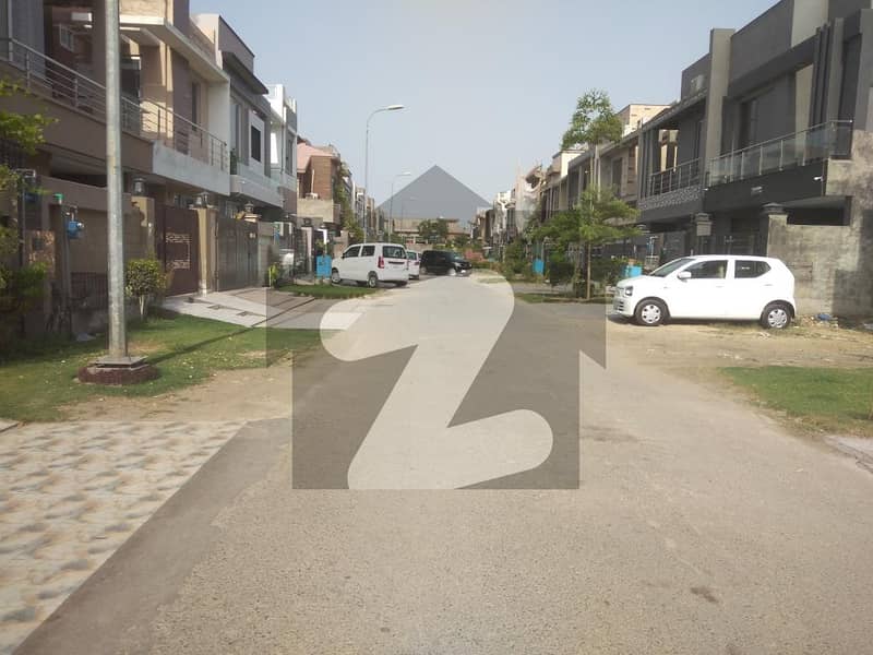 5 Marla House In Central Paragon City Woods Block For sale Paragon