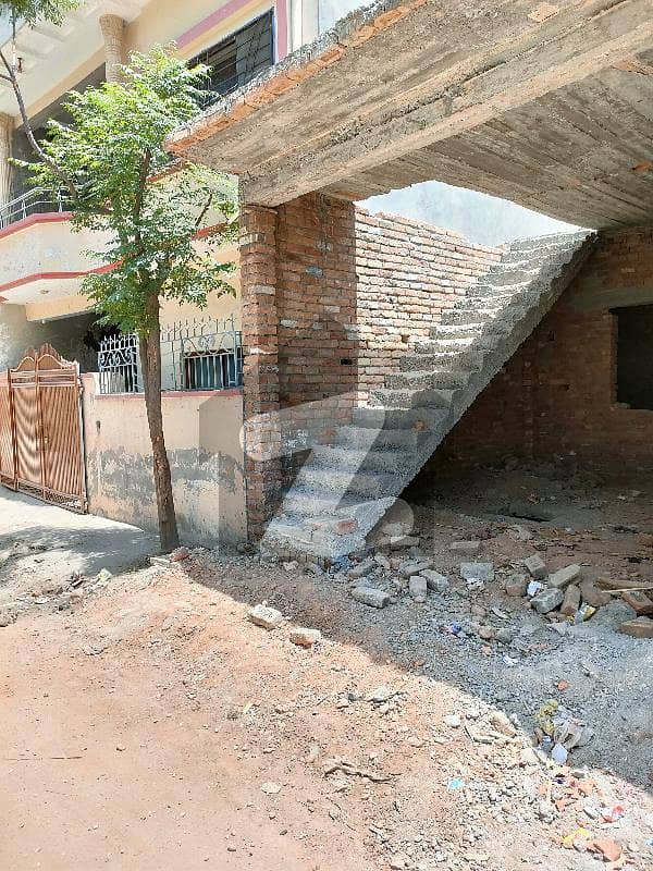 بینکرز کالونی راولپنڈی میں 2 کمروں کا 5 مرلہ مکان 55 لاکھ میں برائے فروخت۔
