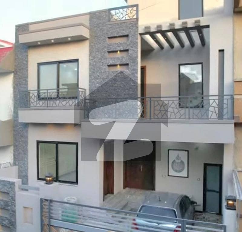 Brand New Modern House For Sale In D-17