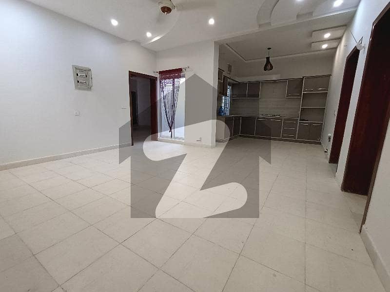 Owais Block 8 Marla Park Face House  Uper Portion Available For Rent