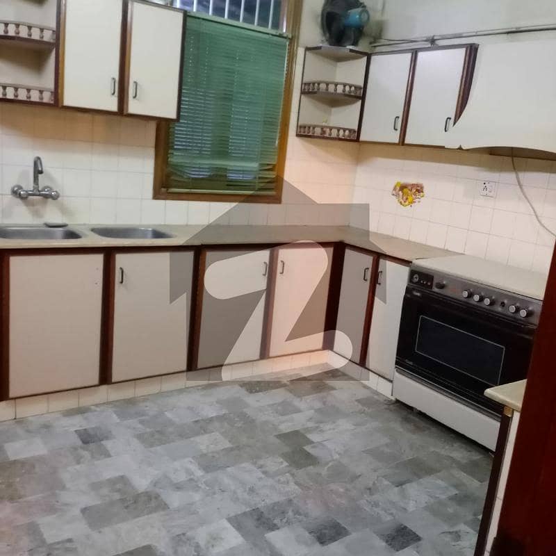 A House Of 240 Square Yards In Rs. 51,000,000