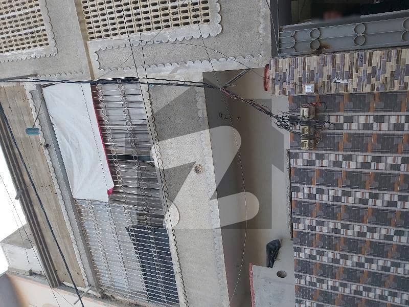 نیو کراچی - سیکٹر 5-M نیو کراچی کراچی میں 6 کمروں کا 3 مرلہ مکان 1.2 کروڑ میں برائے فروخت۔