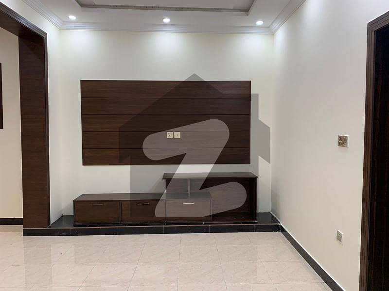 5 Marla Doable Storey House For Sale In Pakistan Town Phase 1