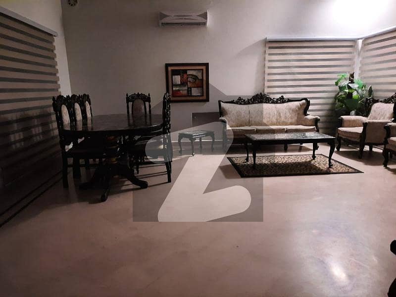 ڈی ایچ اے فیز 5 ڈیفنس (ڈی ایچ اے) لاہور میں 3 کمروں کا 1 کنال بالائی پورشن 80 ہزار میں کرایہ پر دستیاب ہے۔