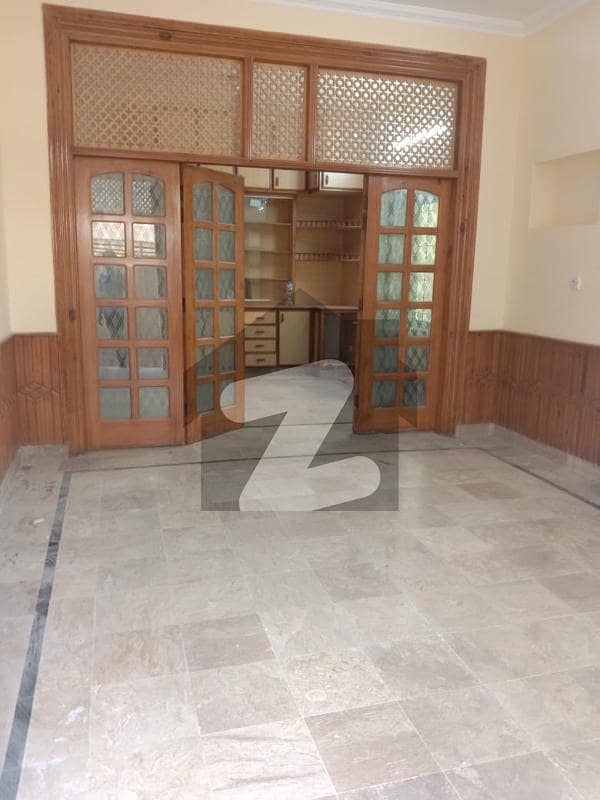 30x60 Full House Available For Rent In G-11/1 Islamabad