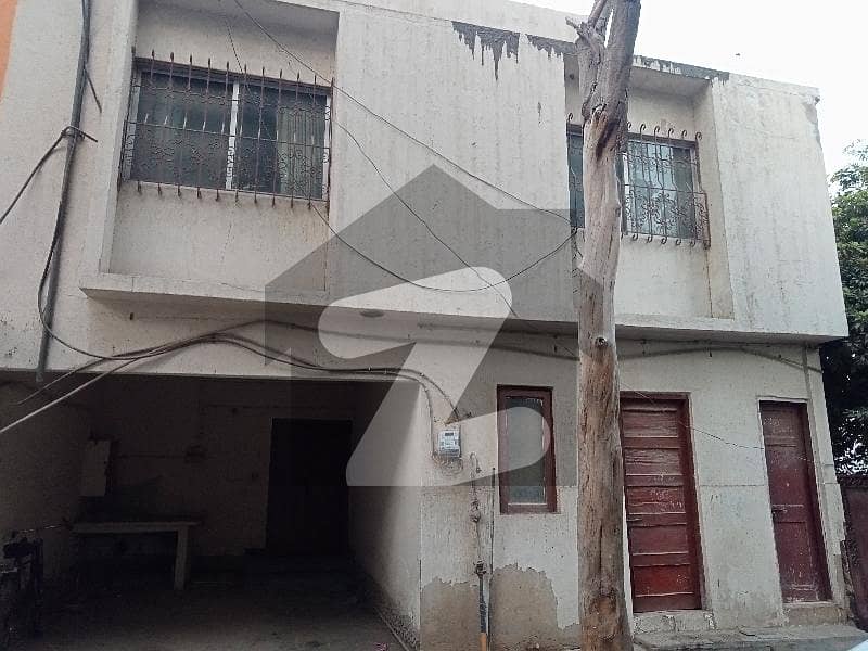 کلفٹن کراچی میں 4 کمروں کا 6 مرلہ مکان 7 کروڑ میں برائے فروخت۔