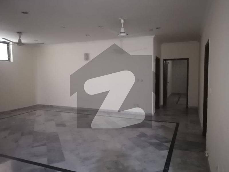 Upper Portion Available For Rent In G11
