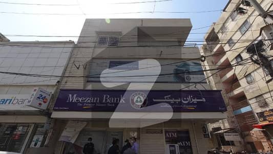 بفر زون - سیکٹر 15اے / 1 بفر زون نارتھ کراچی کراچی میں 6 کمروں کا 6 مرلہ مکان 7.4 کروڑ میں برائے فروخت۔