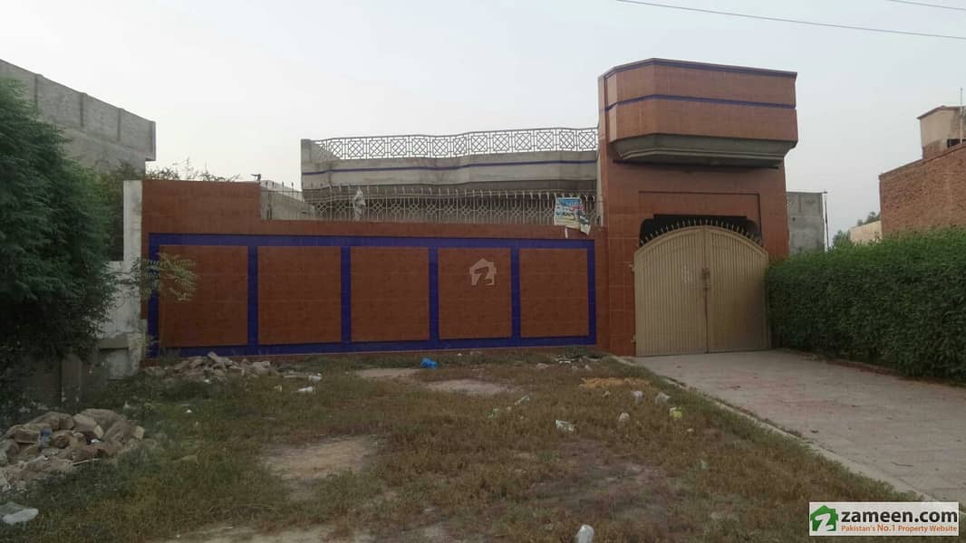 Single Story Beautiful House For Sale At Benazir Road, Okara