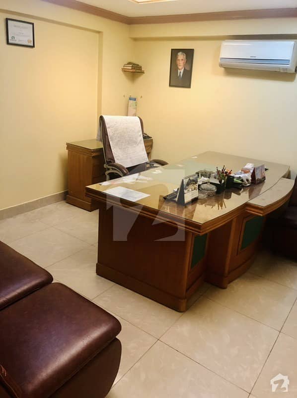 550 Sqft Furnished Office Available For Rent