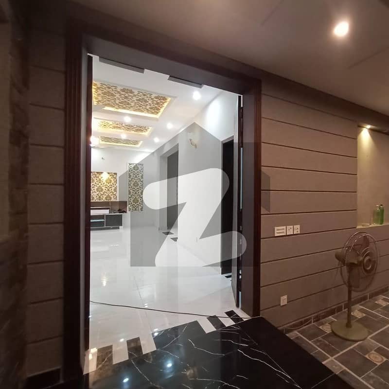 Wapda Town phase 1 10 marla double story house for rent in prime location