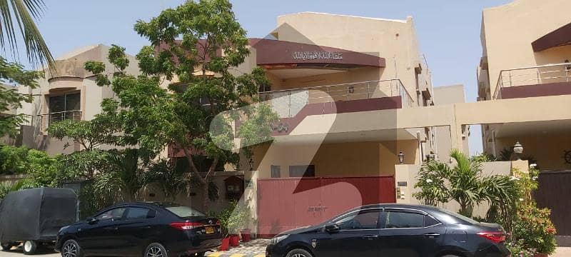 نیوی ہاؤسنگ سکیم کارساز - فیز 3 نیوی ہاؤسنگ سکیم کارساز کراچی میں 5 کمروں کا 14 مرلہ مکان 14 کروڑ میں برائے فروخت۔